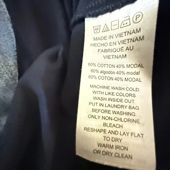 Michael Kors Navy Blue Logo T-Shirt - Picture 2 of 2